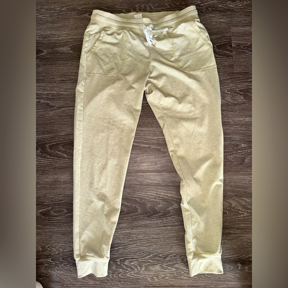 Zyia joggers